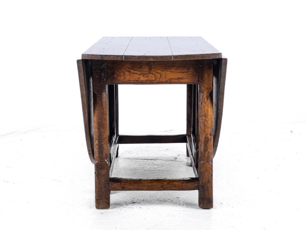 Late C17th /Early C18th Oak Gateleg Drop Leaf Country Dining Table (8 Seater) View IV