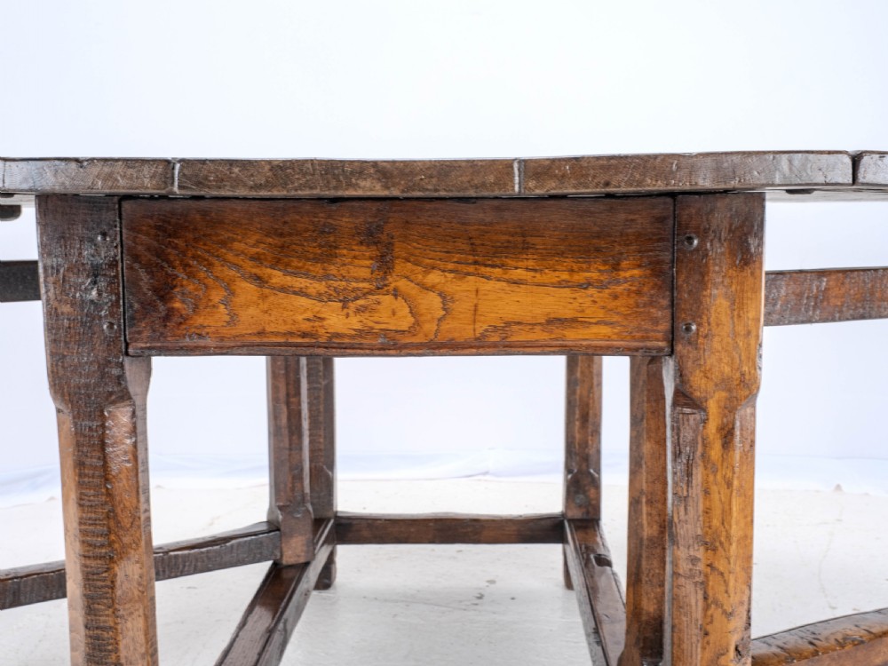 Late C17th /Early C18th Oak Gateleg Drop Leaf Country Dining Table (8 Seater) View XV