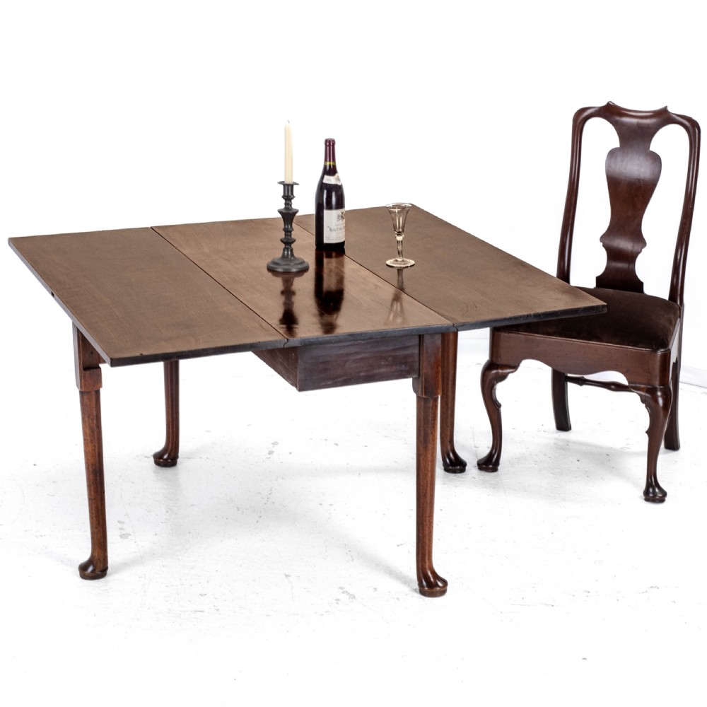 George II Mahogany Drop Leaf Pad Foot Dining Table C1750 (Georgian) View II