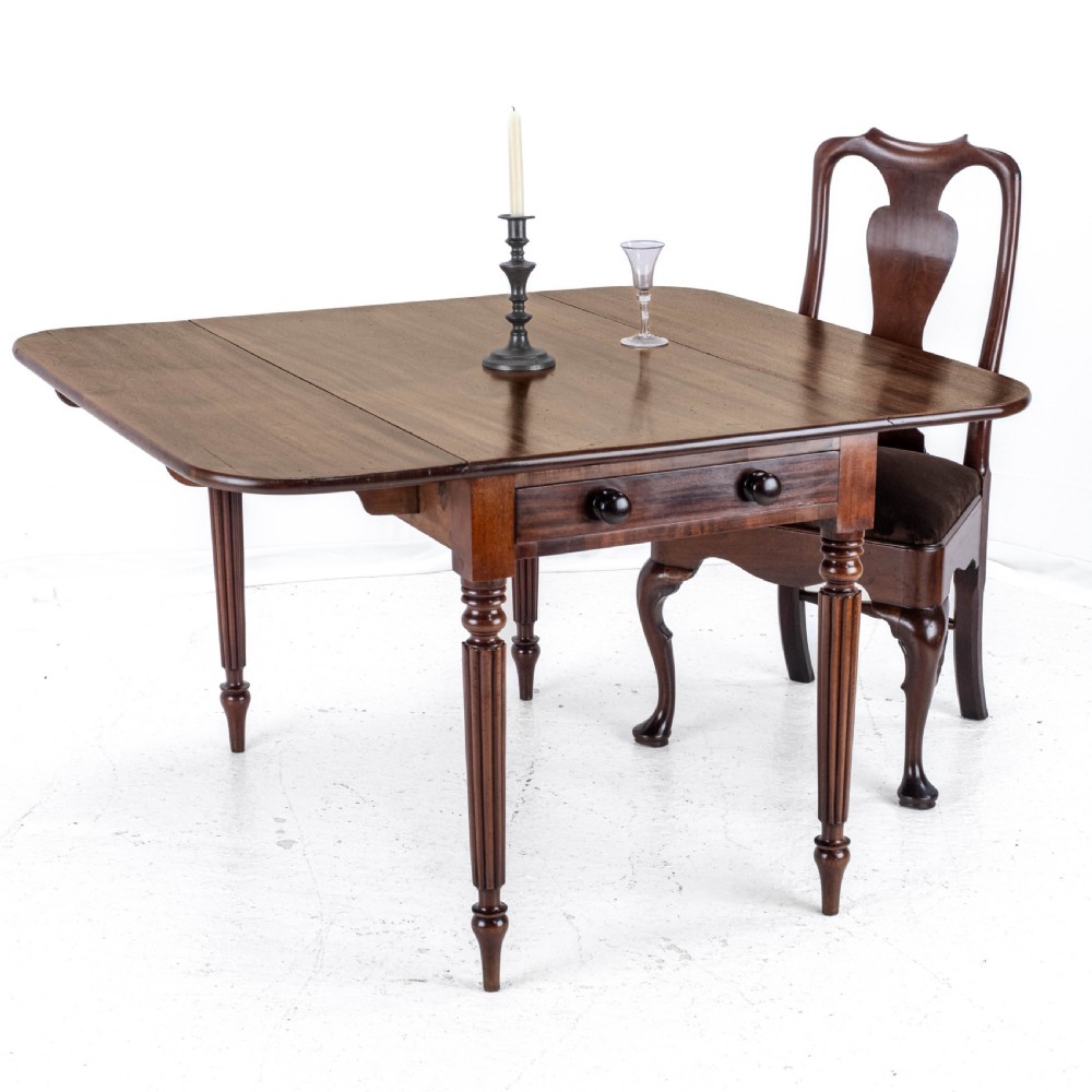 George IV Mahogany Pembroke Drop Leaf Breakfast Dining Table with Drawer C1820 (Georgian Regency) View II