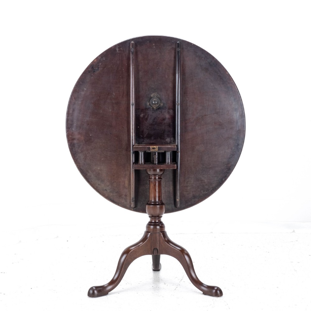 Georgian C18th Mahogany Birdcage Tripod Supper Table (George III) View XV