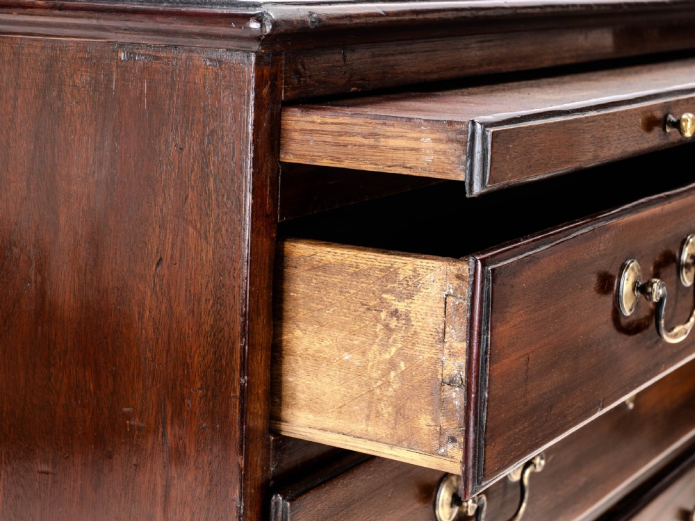 Georgian Bachelors Chest of Drawers Mahogany, Oak Lined, 3rd Quarter C.18th (George III) View XIII