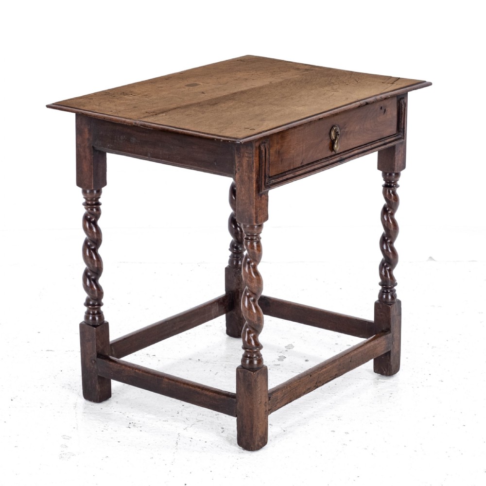 Late c.17th Walnut Barley Twist Side Table with Drawer (Carolean Country Small Occasional Lamp) View VI
