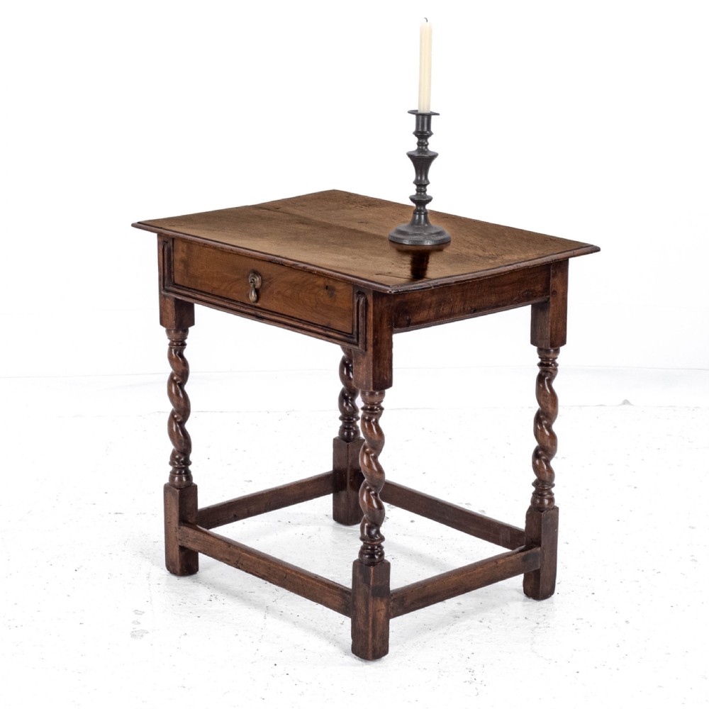 Late c.17th Walnut Barley Twist Side Table with Drawer (Carolean Country Small Occasional Lamp) View XII