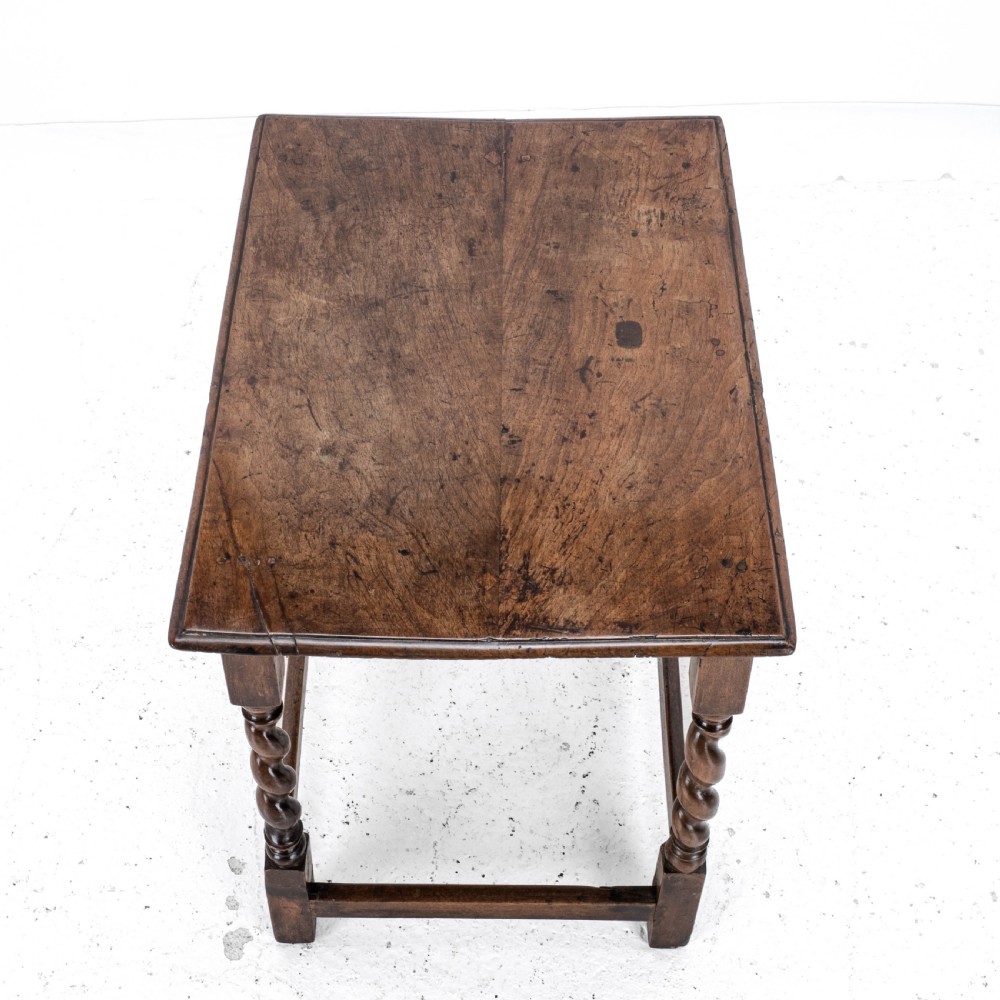 Late c.17th Walnut Barley Twist Side Table with Drawer (Carolean Country Small Occasional Lamp) View XIX