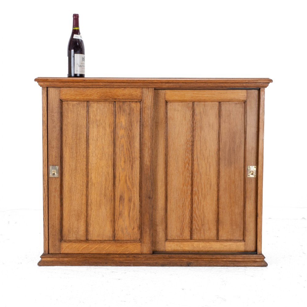 Solid Oak Sliding Panel Door Cabinet C1930 (Antique) View II