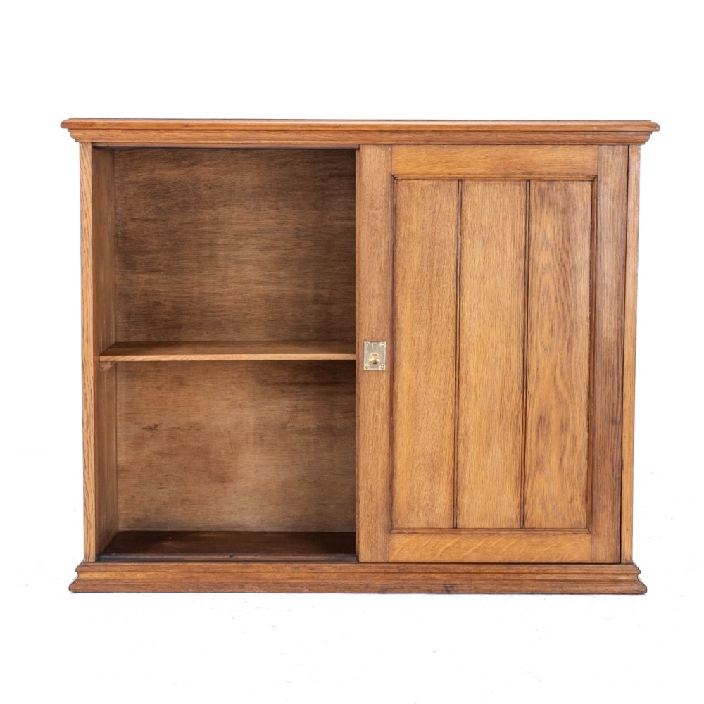 Solid Oak Sliding Panel Door Cabinet C1930 (Antique) View IV
