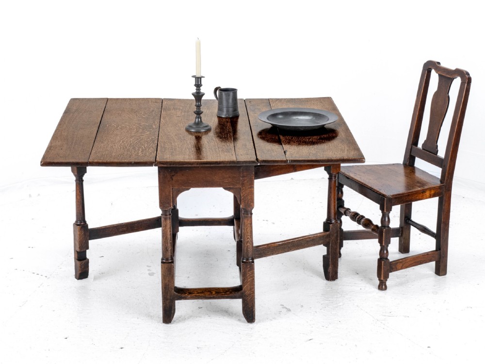 Early C18th Oak Drop Leaf Gateleg Small Country Dining Table View II