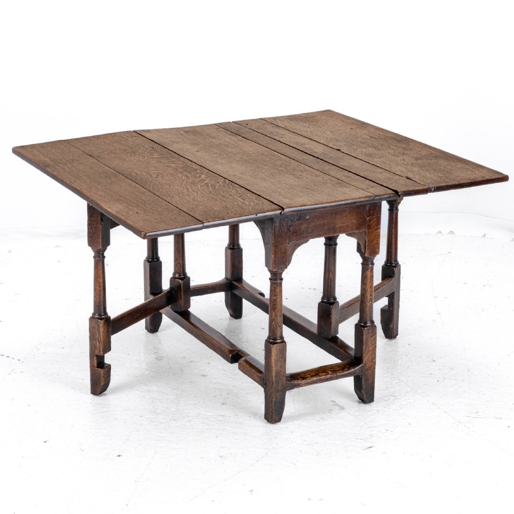 Early C18th Oak Drop Leaf Gateleg Small Country Dining Table View III
