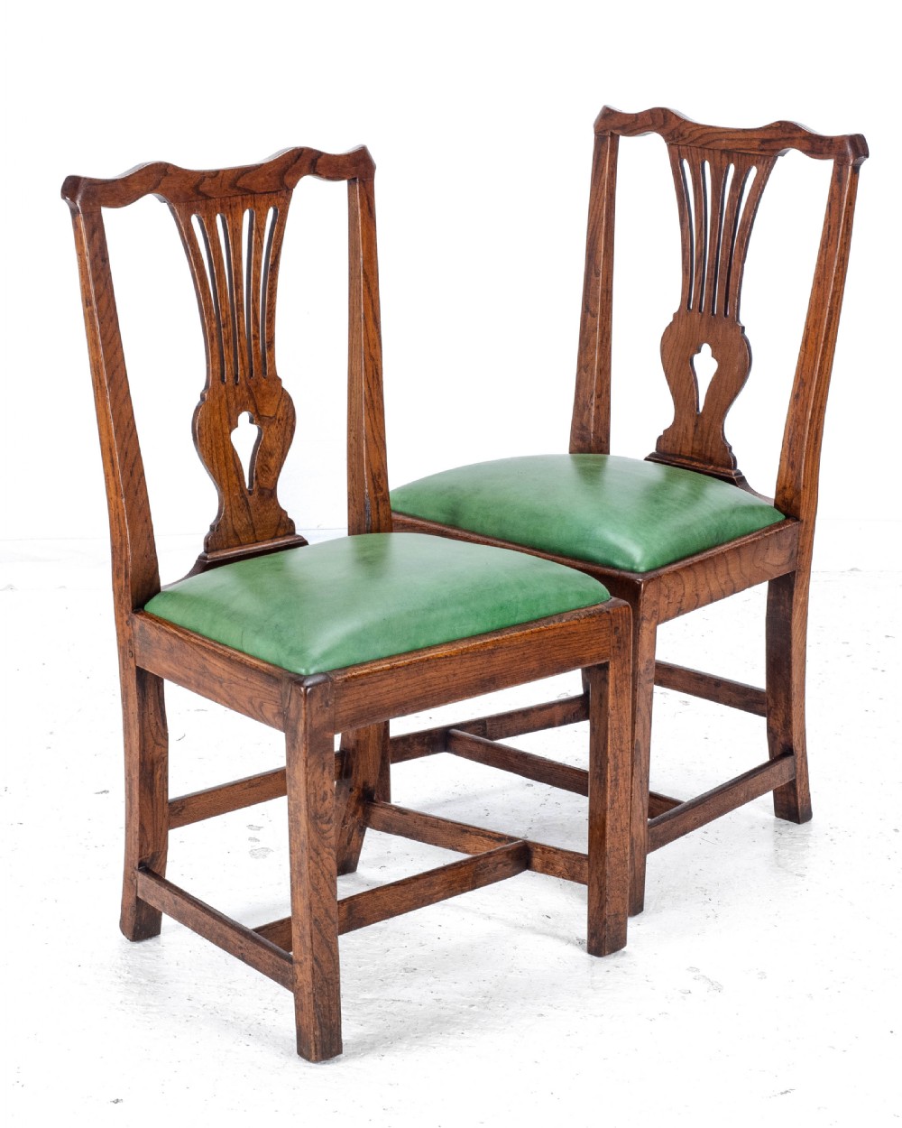 Late c.18th Pair of Chippendale Country Elm & Leather Dining Side Chairs Georgian George III