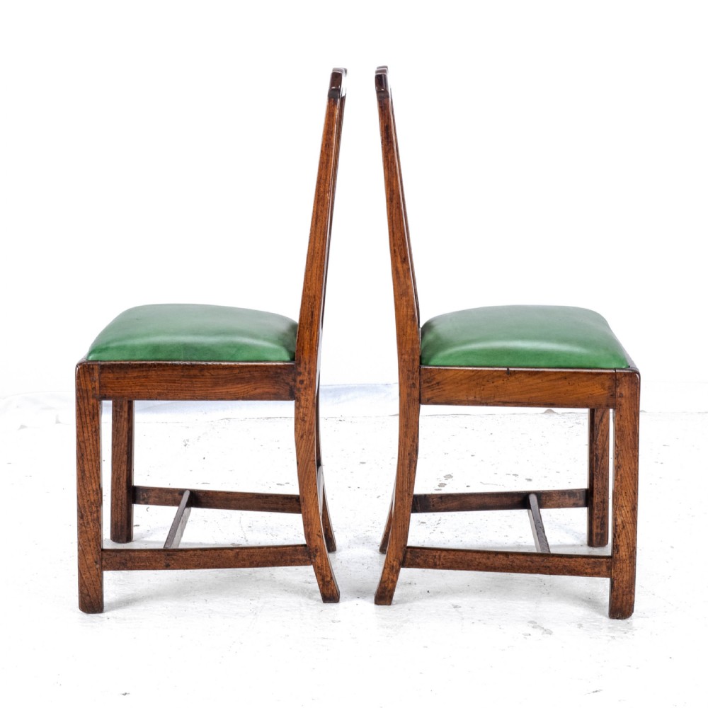 Late c.18th Pair of Chippendale Country Elm & Leather Dining Side Chairs Georgian George III View III
