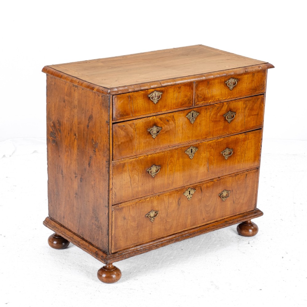 Early c.18th George I Walnut Chest of Drawers (Georgian Queen Anne William Mary) View IV