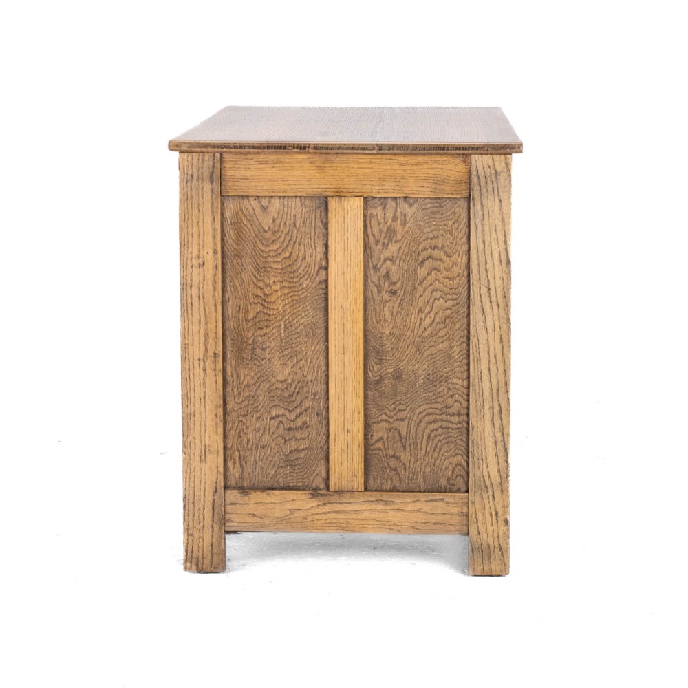 C1930 Arts & Crafts Style Golden Oak Desk (Light Oak) View V