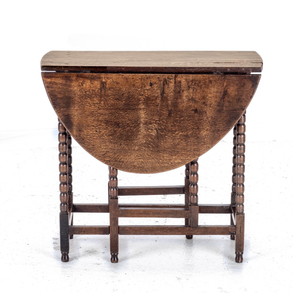 Early c18th & Later Small Oak Oval Gateleg Drop Leaf Dining Occasional Table View V
