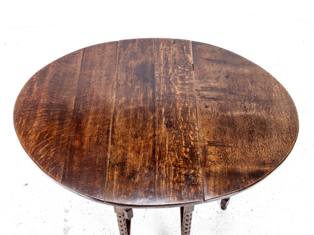 Early c18th & Later Small Oak Oval Gateleg Drop Leaf Dining Occasional Table View XV