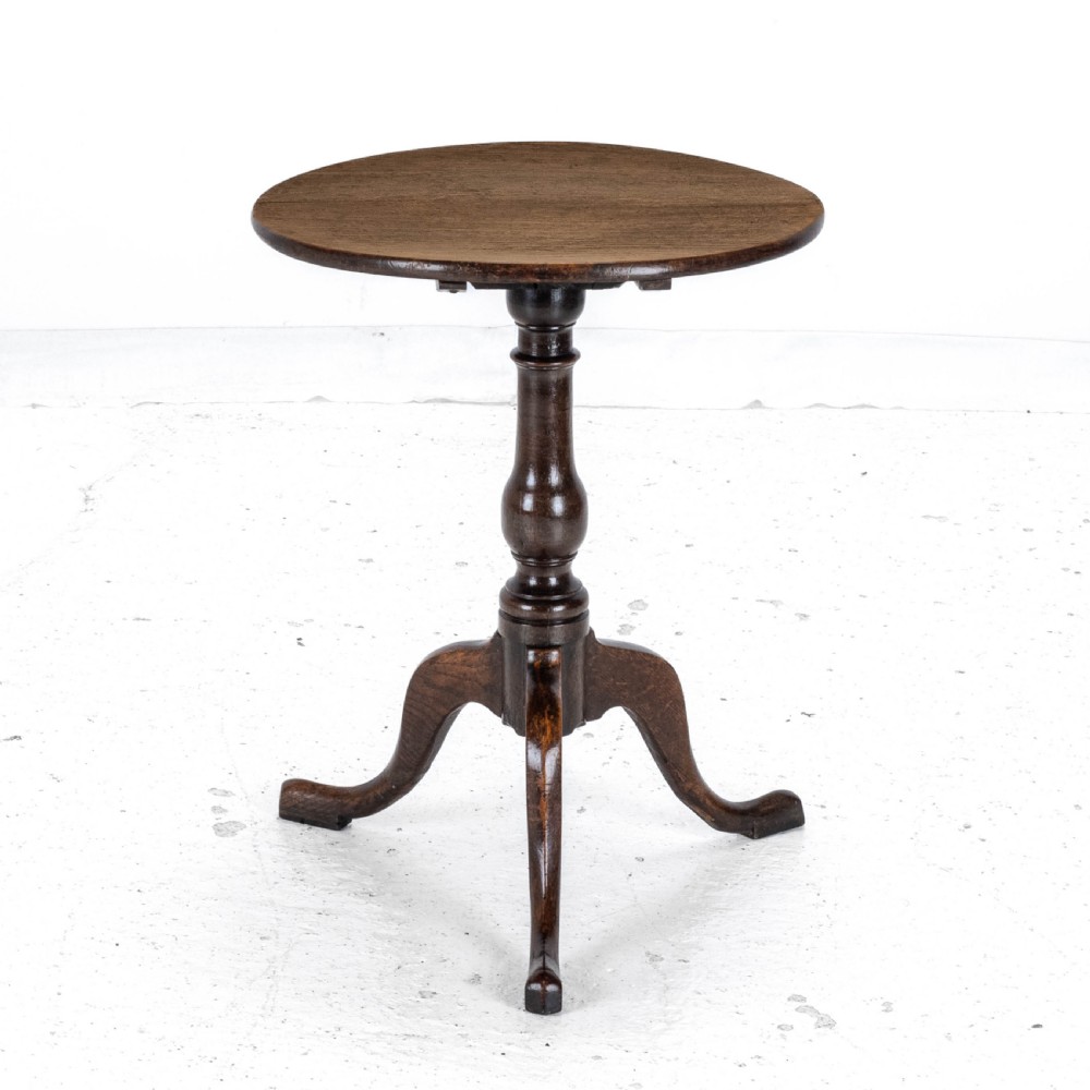 C18th Georgian Oak Country Wine Tilt Top Tripod Table (George III Side Lamp) View IV