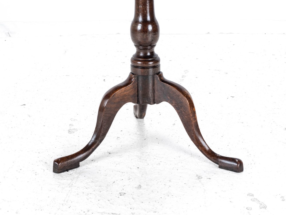 C18th Georgian Oak Country Wine Tilt Top Tripod Table (George III Side Lamp) View XIV