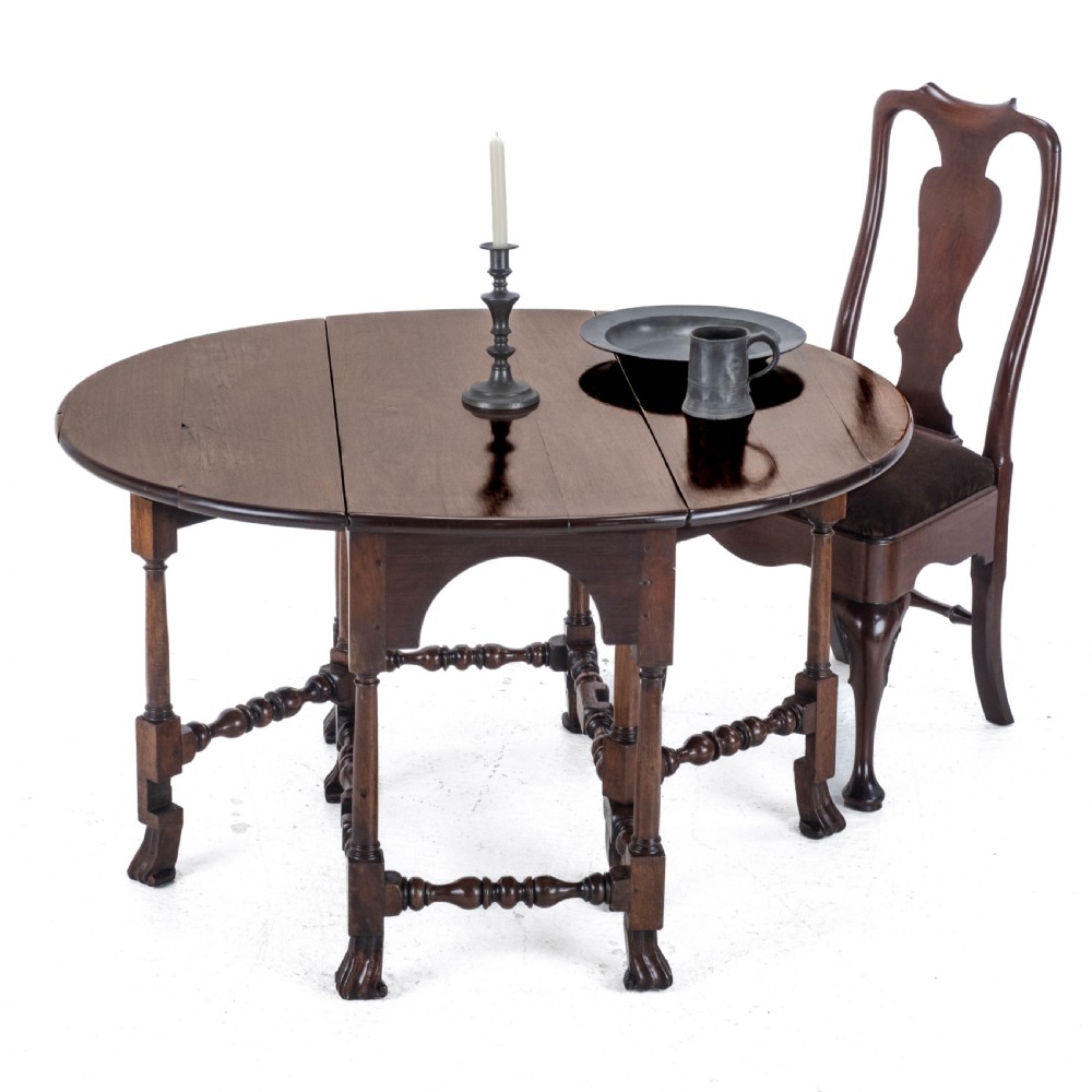 George II Red Walnut Drop Leaf Oval Gateleg Dining Table C1730 (Georgian) View II