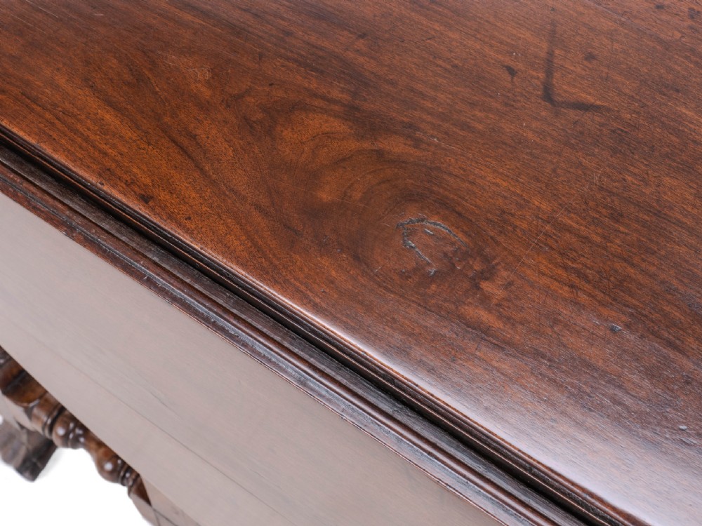 George II Red Walnut Drop Leaf Oval Gateleg Dining Table C1730 (Georgian) View XVI