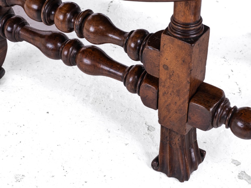 George II Red Walnut Drop Leaf Oval Gateleg Dining Table C1730 (Georgian) View XVII