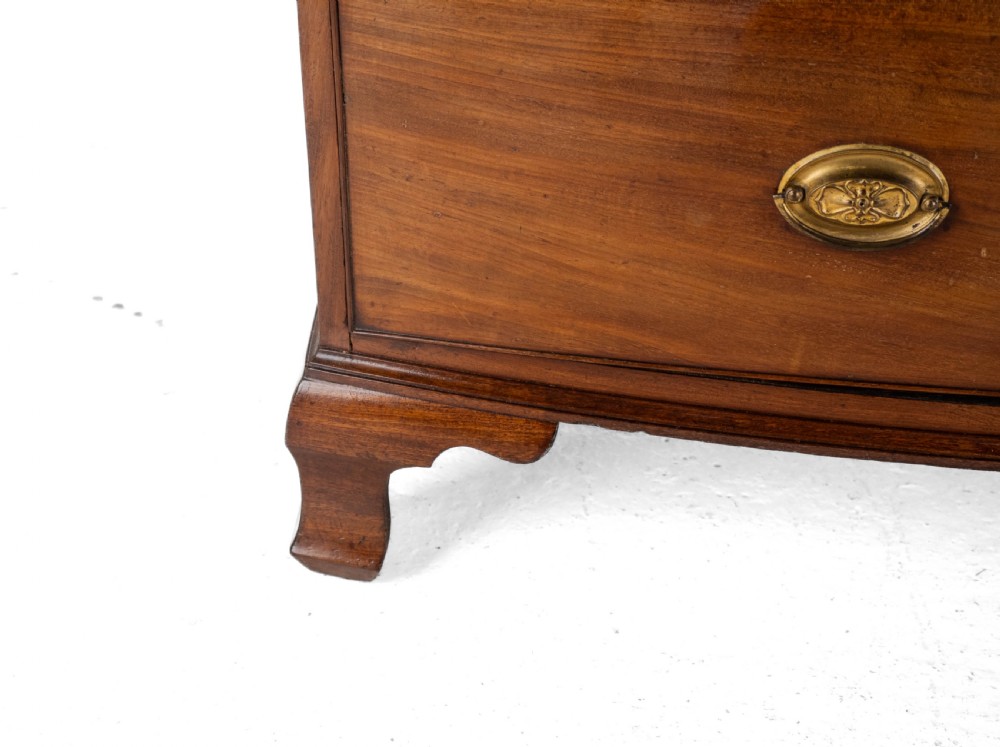 Georgian Late C18th Mahogany Inlaid Bow Front Chest of Drawers (George III) View XI