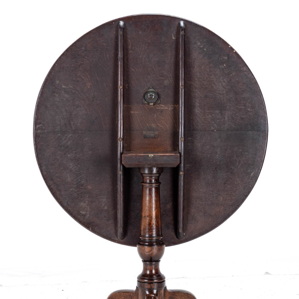 C.18th Well Figured Oak Tripod Supper Table (Quarter Sawn Book Matched Georgian George III Country) View IX