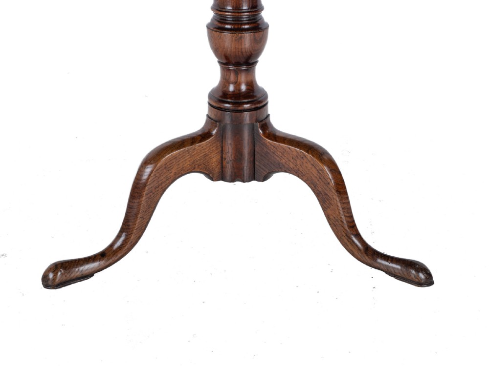 C.18th Well Figured Oak Tripod Supper Table (Quarter Sawn Book Matched Georgian George III Country) View XIII