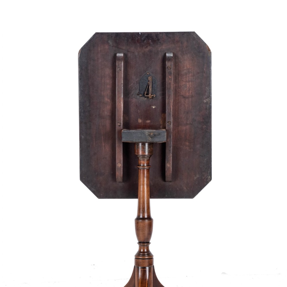Regency Octagonal Mahogany Inlaid Tilt Top Tripod Wine Side Table circa 1800 (Georgian, George III) View XVIII