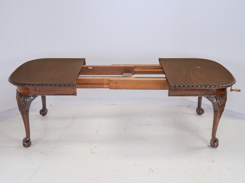Chippendale Style Waring and Gillow Large 8ft Mahogany Extending Dining Table circa 1905 Edwardian View XV
