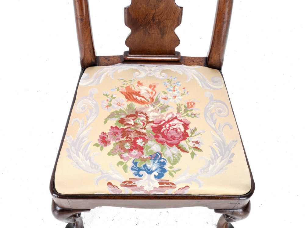 Early 18th Century George I Pair of Mahogany Silk Upholstered Side Chairs circa 1720 (Georgian, Queen Anne Style Dining) View XIV