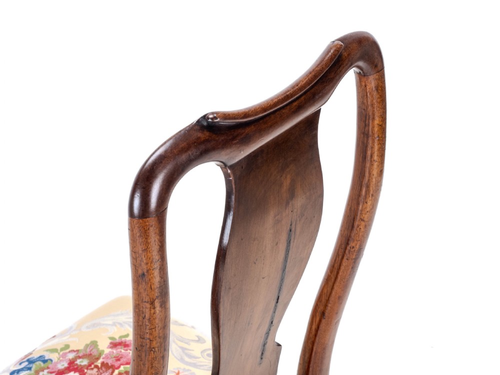 Early 18th Century George I Pair of Mahogany Silk Upholstered Side Chairs circa 1720 (Georgian, Queen Anne Style Dining) View XXVII