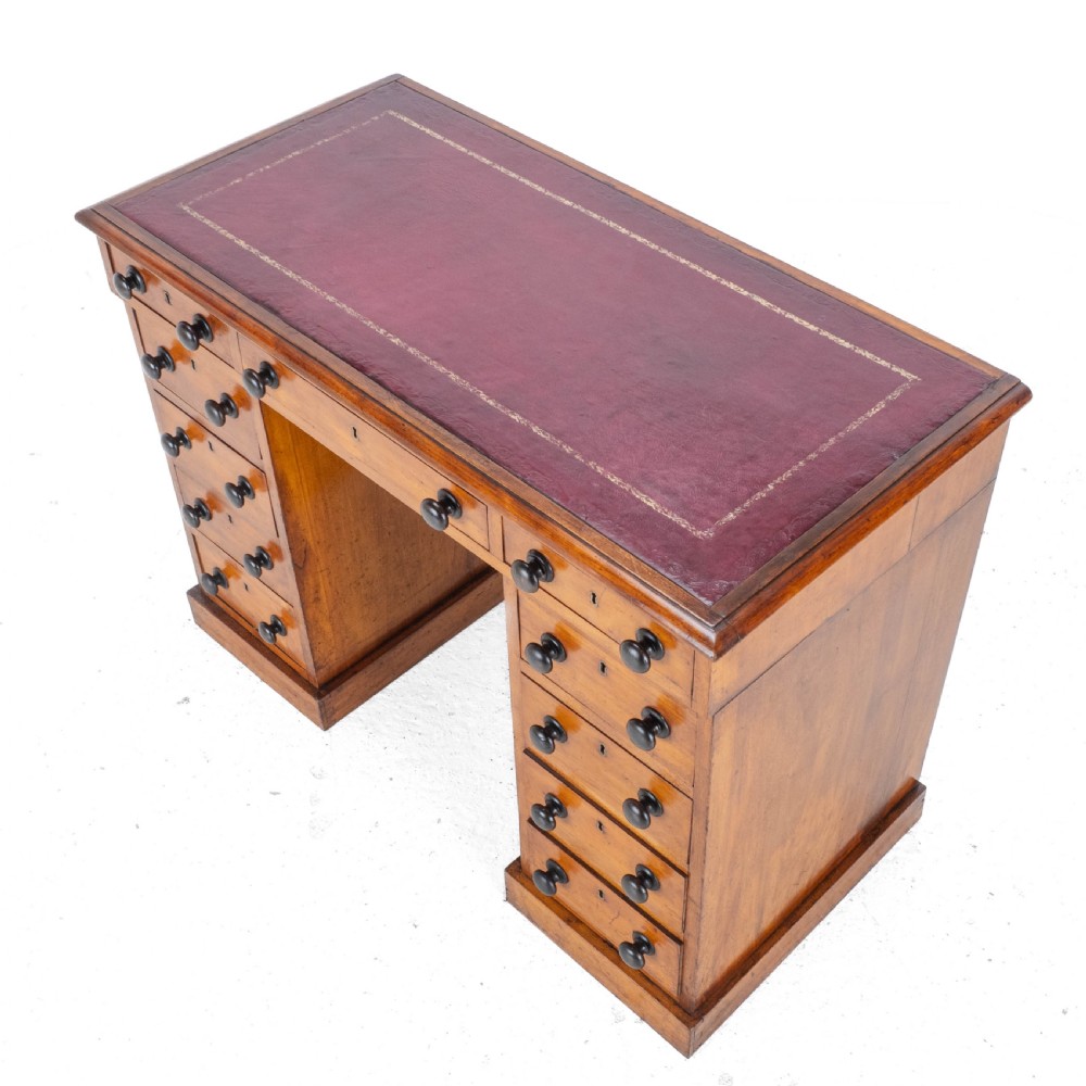 Victorian Small Walnut Pedestal Desk with Leather Tooled Gilt Border Skiver circa 1870 (19th Century) View V
