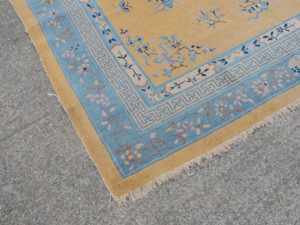Art Deco Chinese Yellow and Blue Carpet 12' x 9' Circa 1920 ( 371 x 274 cm Rug) View VII