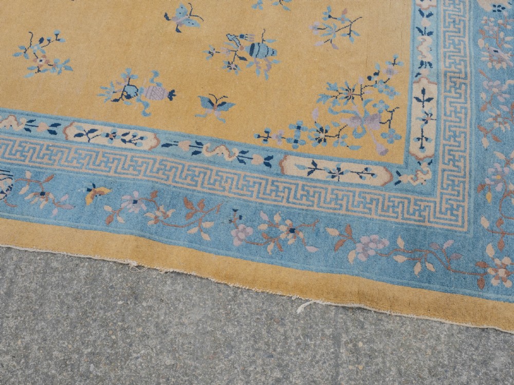 Art Deco Chinese Yellow and Blue Carpet 12' x 9' Circa 1920 ( 371 x 274 cm Rug) View VIII