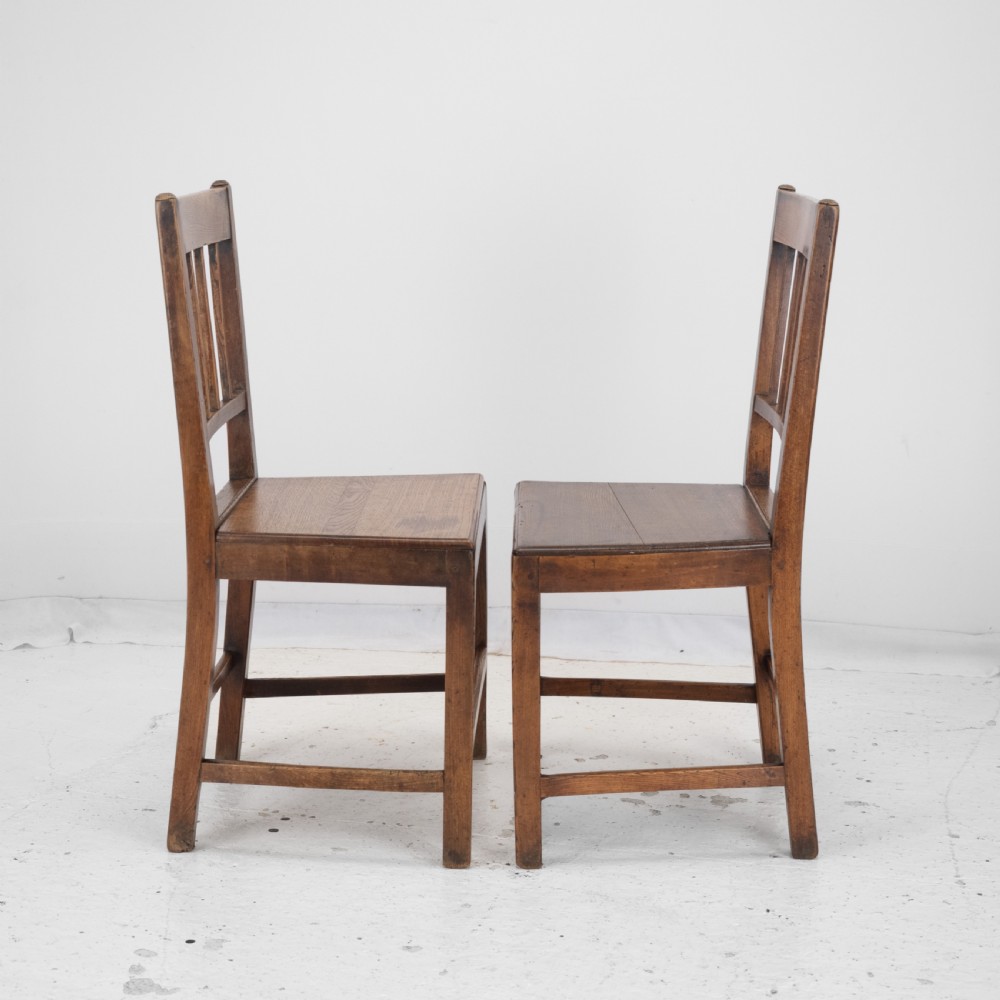 Georgian Late 18th Century Pair of Oak and Elm Country Chairs (Hall Dining Side George III) View VII