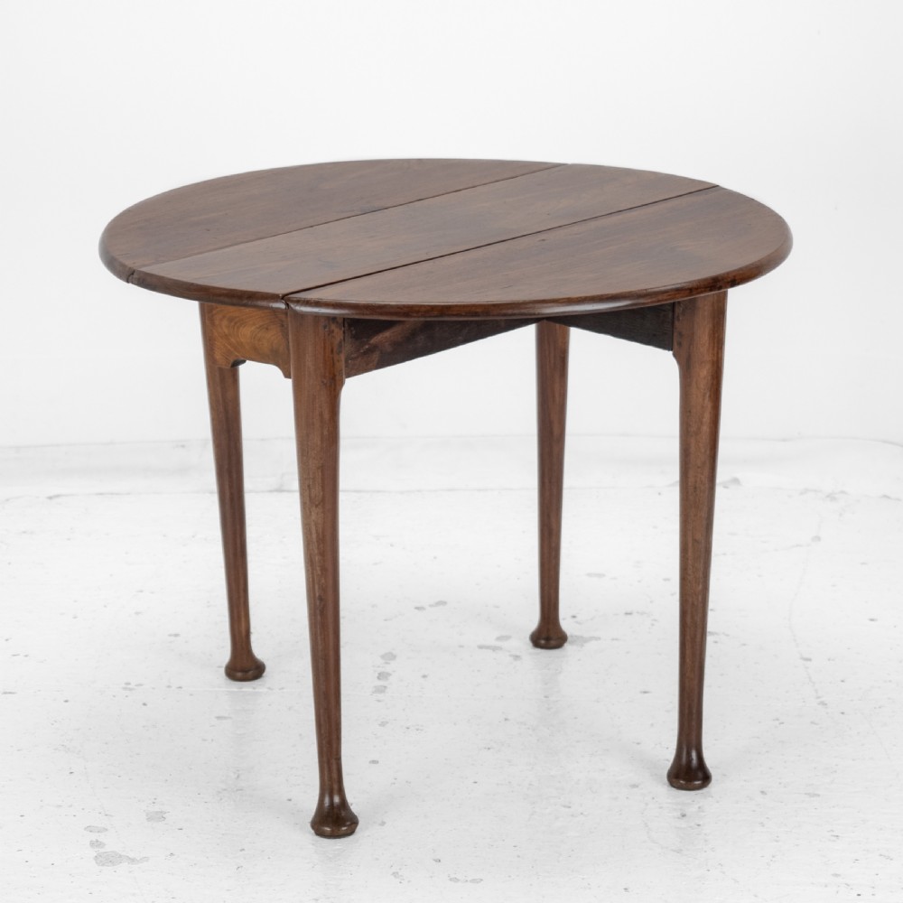 George II Mid 18th Century Mahogany Small Round Gate-Leg Drop-Leaf Pad Foot Occasional Dining Table (Georgian Side) View VI