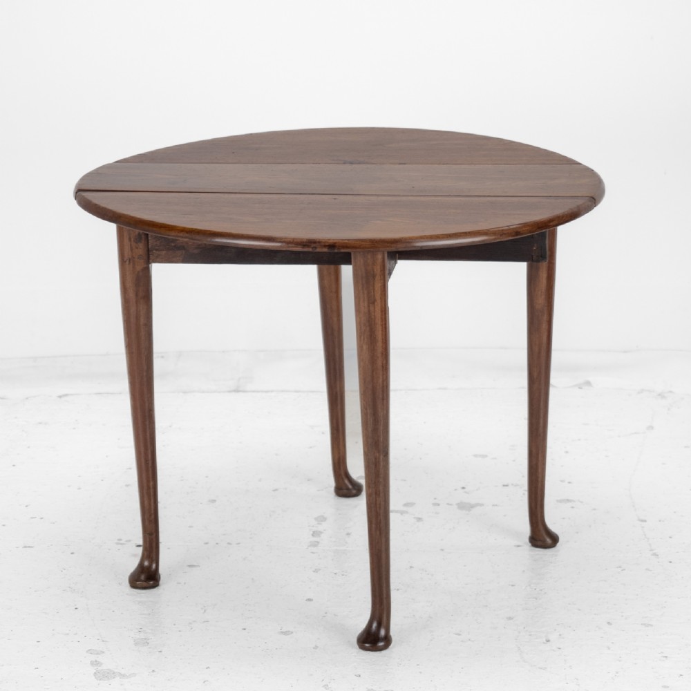 George II Mid 18th Century Mahogany Small Round Gate-Leg Drop-Leaf Pad Foot Occasional Dining Table (Georgian Side) View VII
