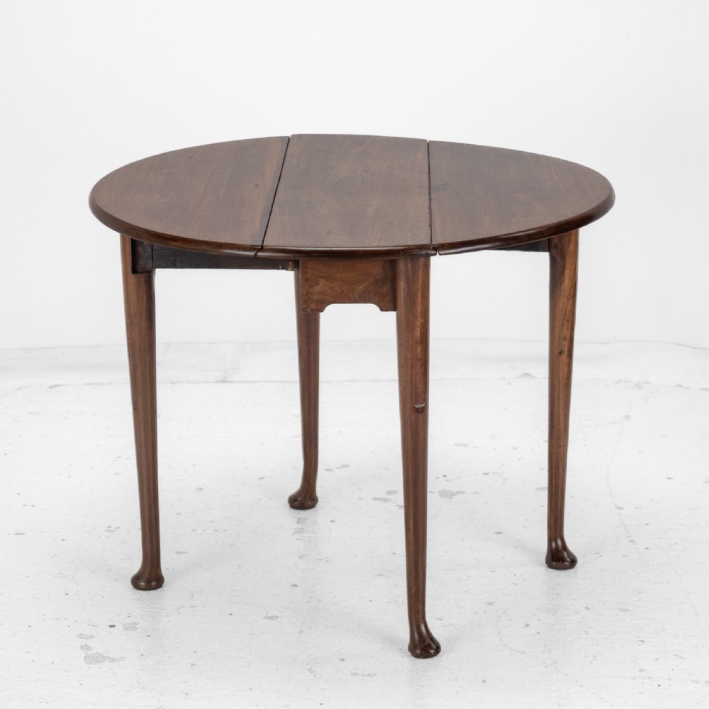 George II Mid 18th Century Mahogany Small Round Gate-Leg Drop-Leaf Pad Foot Occasional Dining Table (Georgian Side) View IX