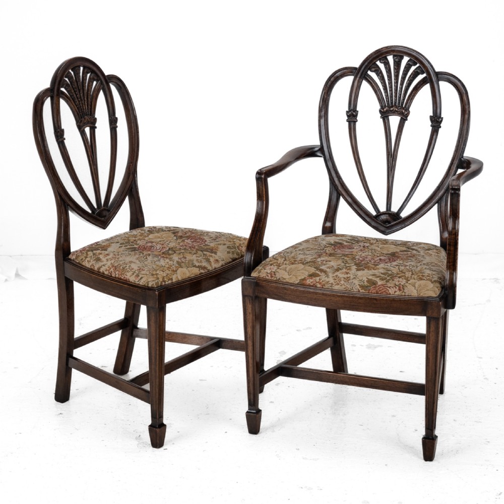 Hepplewhite Style Set of 6 Mahogany Dining Chairs and Carver Armchair Tapestry Upholstery, Late 19th Century, Victorian View II