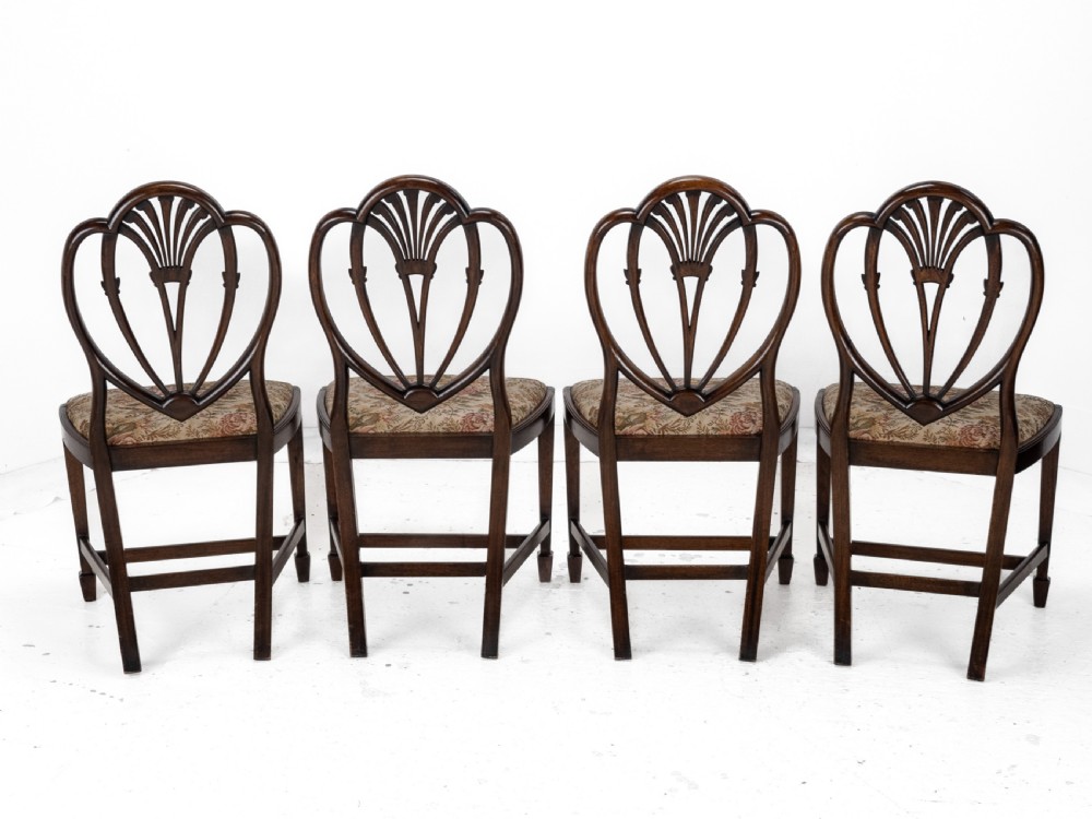 Hepplewhite Style Set of 6 Mahogany Dining Chairs and Carver Armchair Tapestry Upholstery, Late 19th Century, Victorian View V