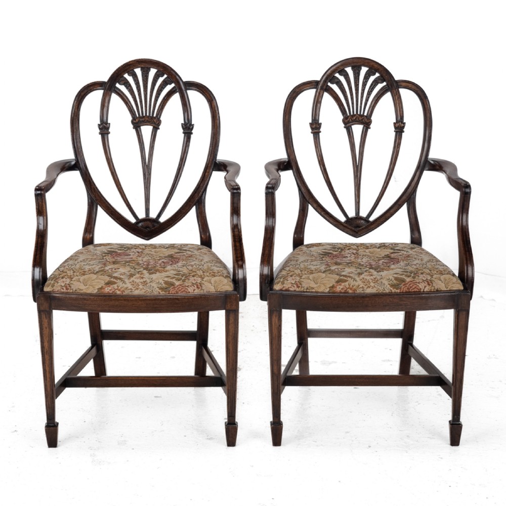 Hepplewhite Style Set of 6 Mahogany Dining Chairs and Carver Armchair Tapestry Upholstery, Late 19th Century, Victorian View IX