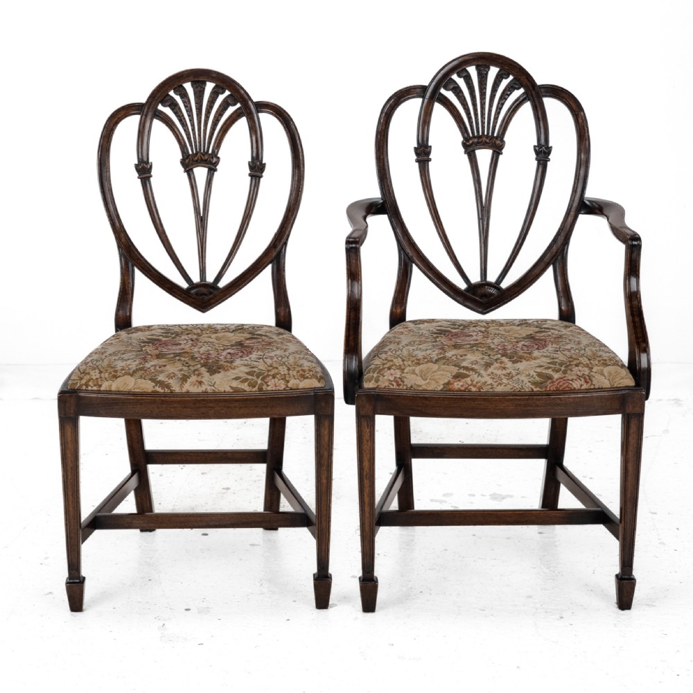 Hepplewhite Style Set of 6 Mahogany Dining Chairs and Carver Armchair Tapestry Upholstery, Late 19th Century, Victorian View XII