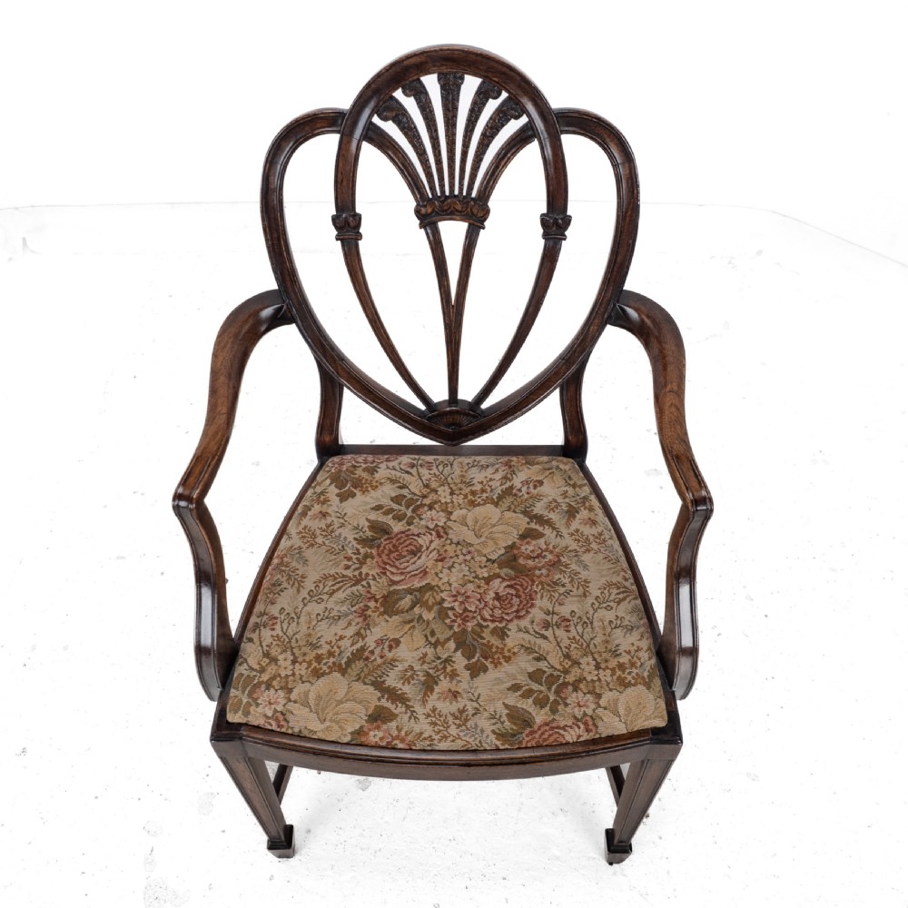 Hepplewhite Style Set of 6 Mahogany Dining Chairs and Carver Armchair Tapestry Upholstery, Late 19th Century, Victorian View XVI