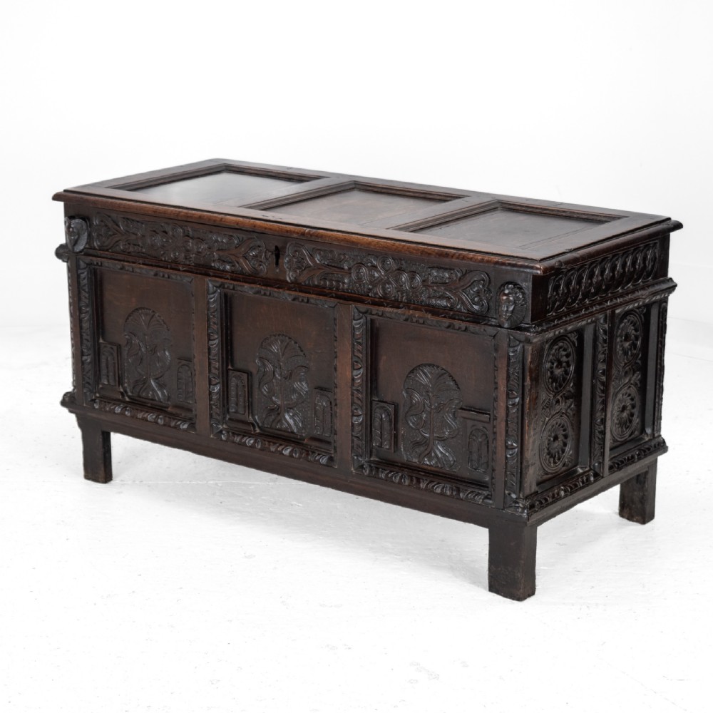 Elizabethan Late 16th Century Heavily Carved Oak Coffer circa 1590, (Tudor, Chest, Kist, Trunk) View III