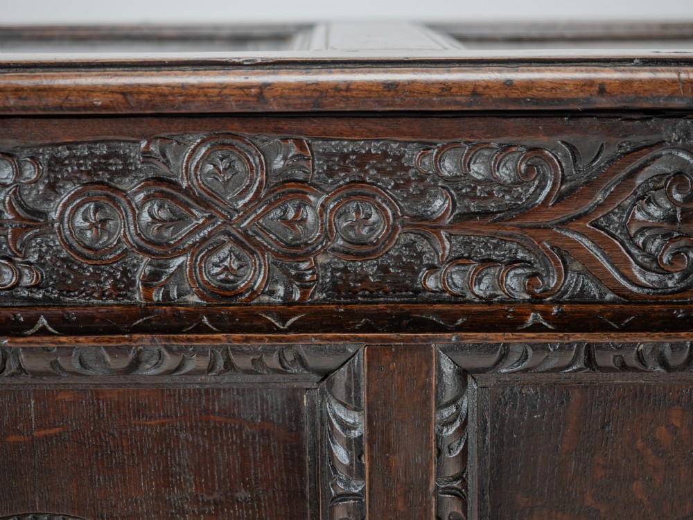 Elizabethan Late 16th Century Heavily Carved Oak Coffer circa 1590, (Tudor, Chest, Kist, Trunk) View XVII