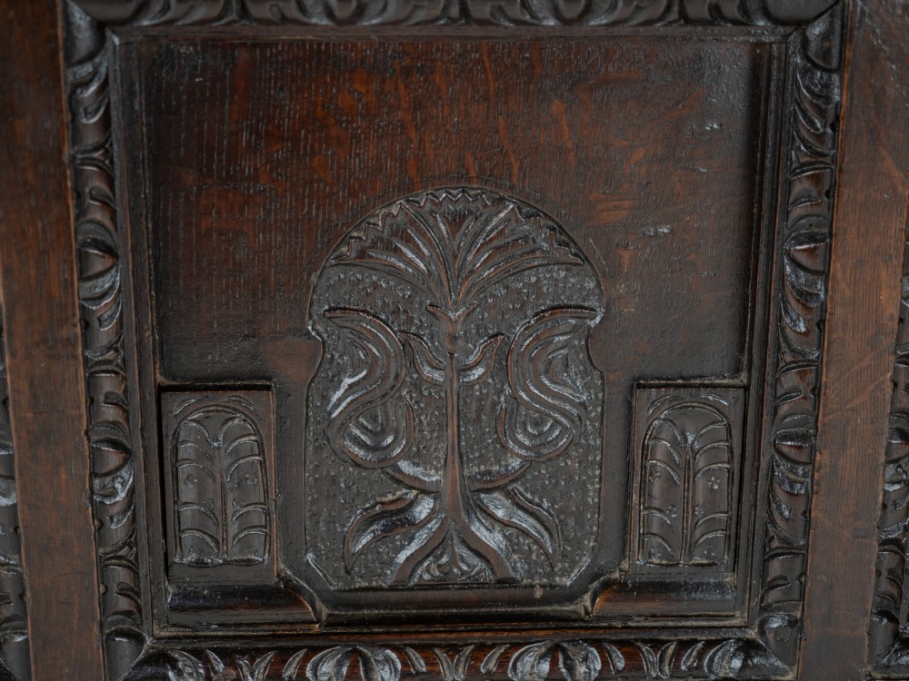 Elizabethan Late 16th Century Heavily Carved Oak Coffer circa 1590, (Tudor, Chest, Kist, Trunk) View XVIII
