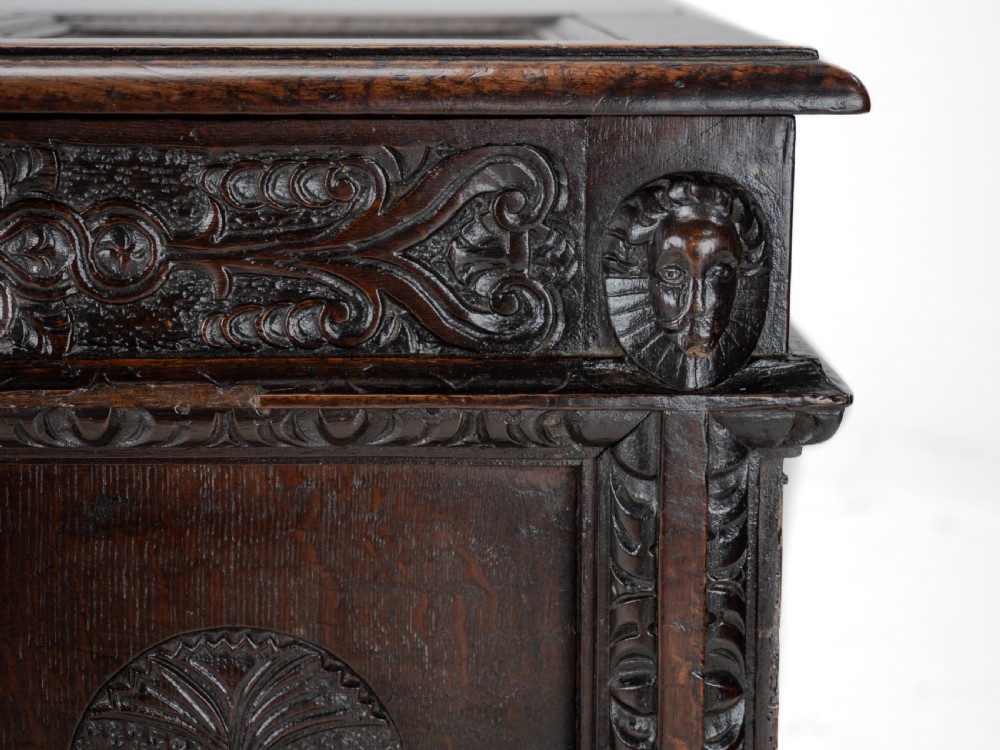 Elizabethan Late 16th Century Heavily Carved Oak Coffer circa 1590, (Tudor, Chest, Kist, Trunk) View XXI