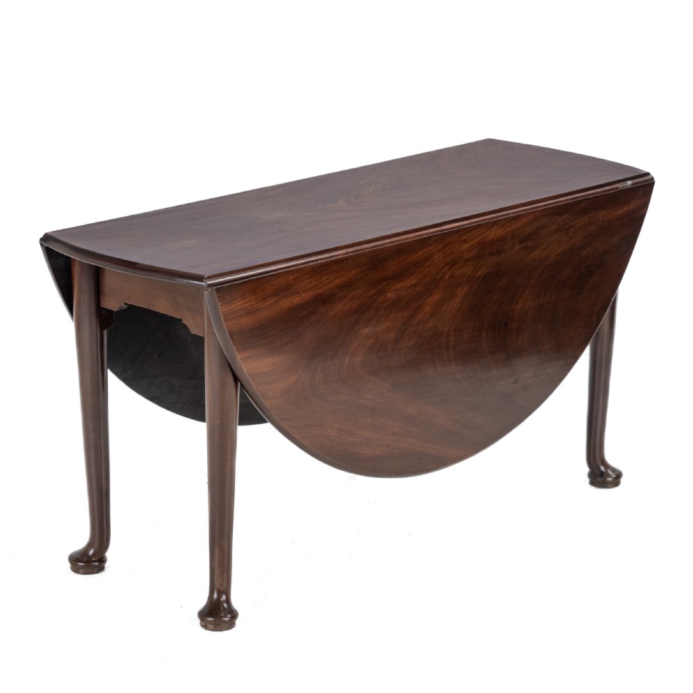 Large George II Cuban Mahogany Gateleg Drop-Leaf Oval Dining Table – c.1730 (Georgian 18th Century, Pad Feet)