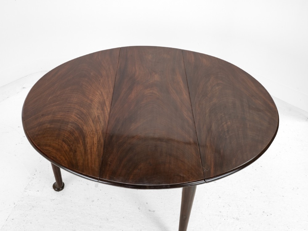 Large George II Cuban Mahogany Gateleg Drop-Leaf Oval Dining Table – c.1730 (Georgian 18th Century, Pad Feet) View XI
