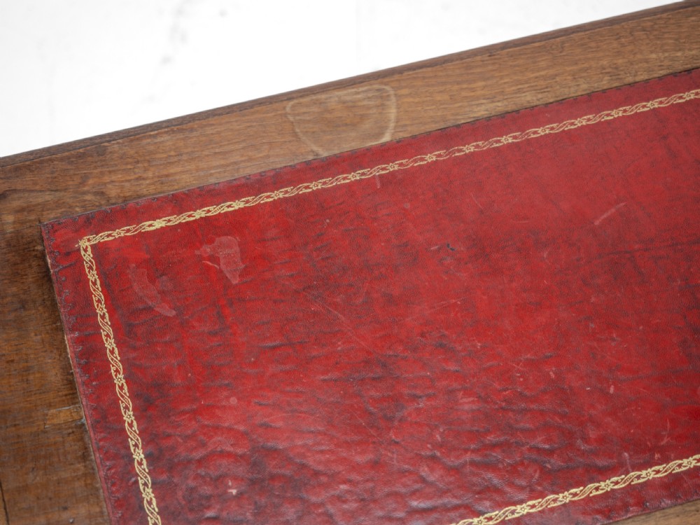 Victorian Mahogany Pedestal Desk with Leather Gilt Skiver circa 1880, Late 19th Century View IX
